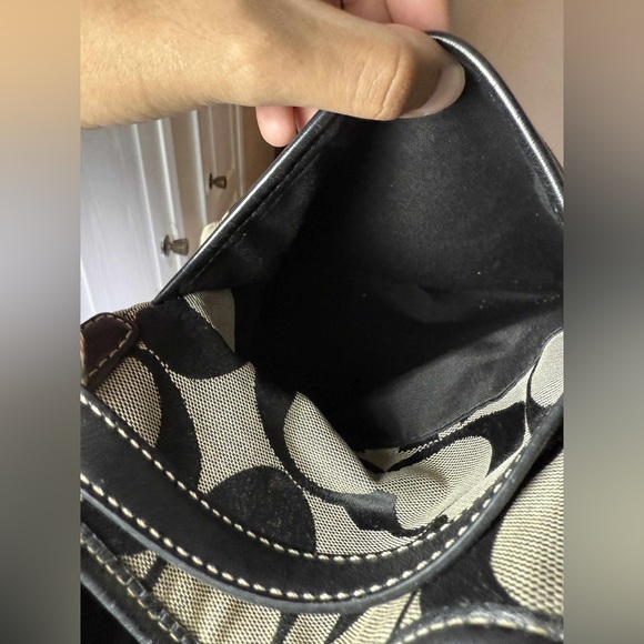 Coach shoulder bag- black and gray - Picture 8 of 16